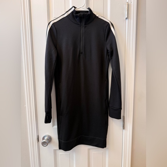 Athleta Crosstown Track Dress w/ Pockets Size XXS - Picture 2 of 9